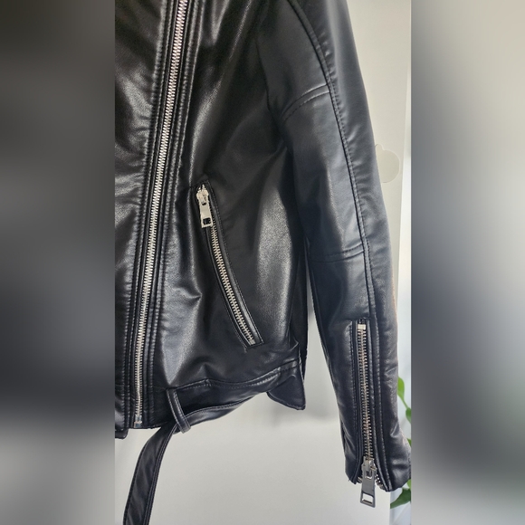 ZARA oversized faux leather jacket - Picture 3 of 5